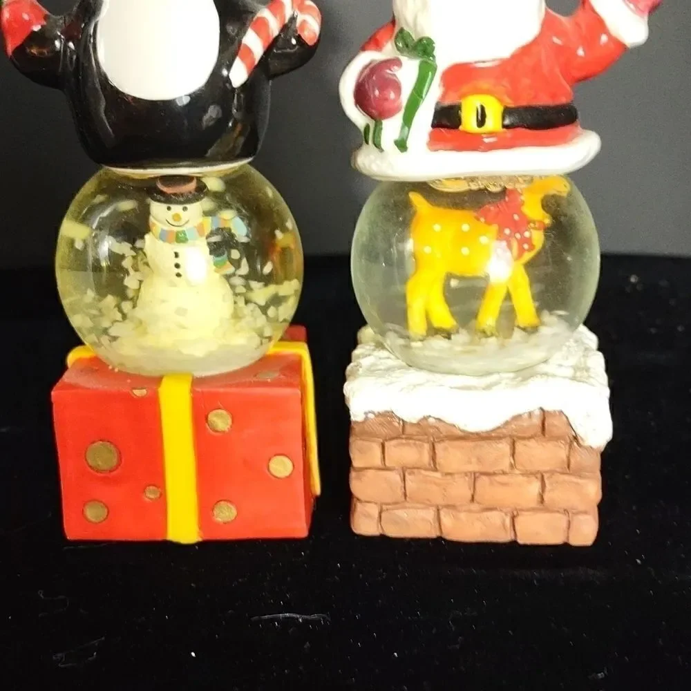 Vintage Holiday Sno Globe Salt & Pepper Shakers